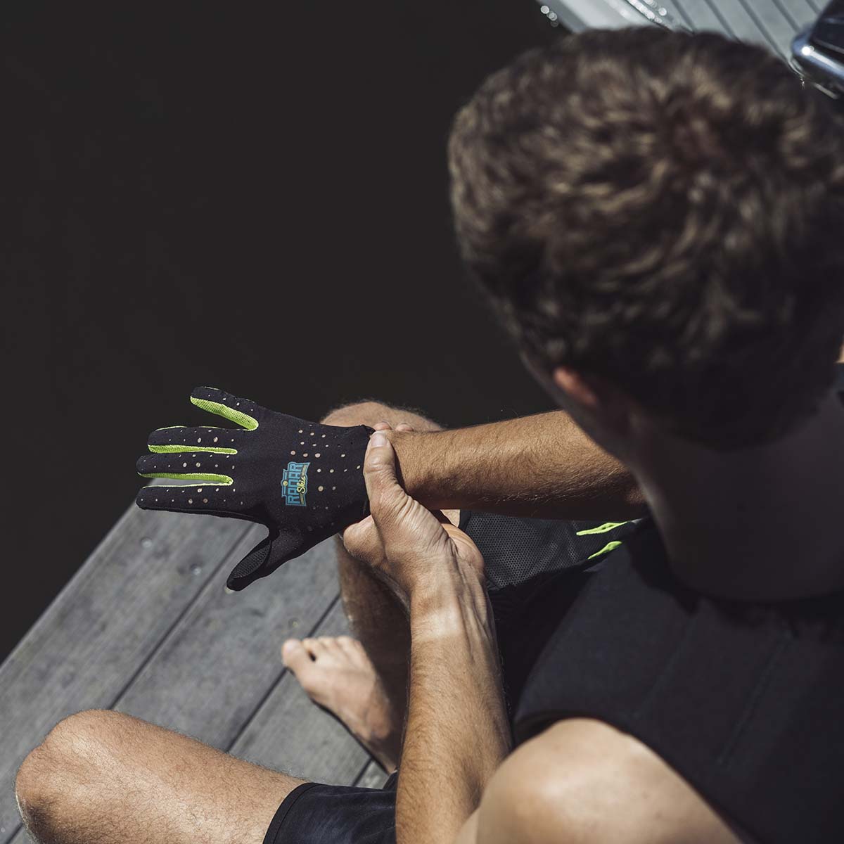 Radar Range Water Ski Glove