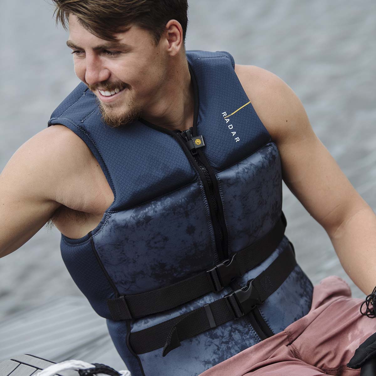 Radar X 3.0 CGA Life Jacket in Navy Vortex